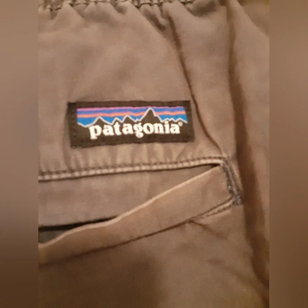 Patagonia Men's Drawstring Shorts Gray Four Pockets Size Large